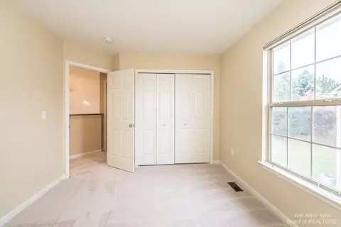 5757 Cedar Ridge Dr, Ann Arbor, MI 48103 photo 30