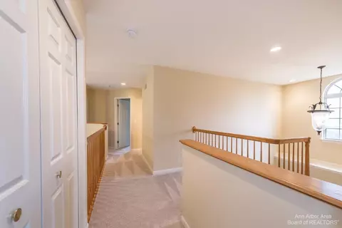 5757 Cedar Ridge Dr, Ann Arbor, MI 48103 photo 22