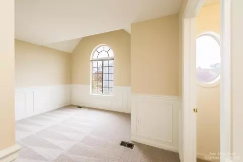 5757 Cedar Ridge Dr, Ann Arbor, MI 48103 photo 35