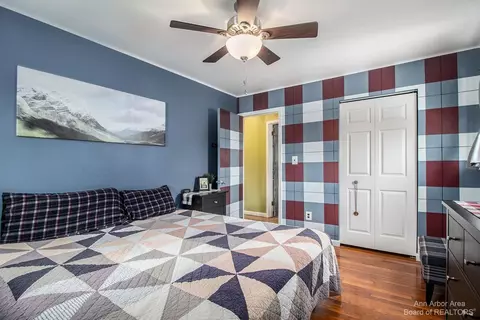 8404 Prospect Ave, Warren, MI 48089 photo 11