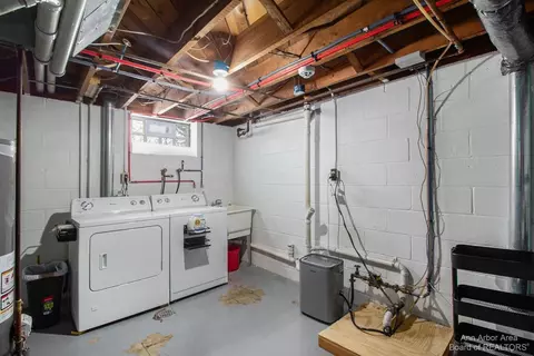 8404 Prospect Ave, Warren, MI 48089 photo 16