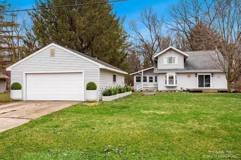 1125 Sarah Rd, Pinckney, MI 48169