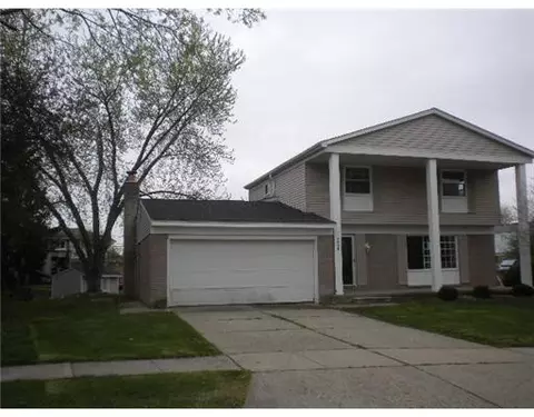 634 Springbrook Ct, Saline, MI 48176 photo 1