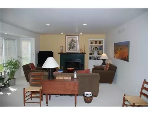 2357 Spring Ridge Ct, Ann Arbor, MI 48103 photo 10