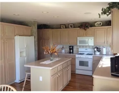 7028 Grass, Saline, MI 48176 photo 9