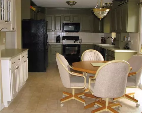 6884 Ralaric, Dexter, MI 48130 photo 8