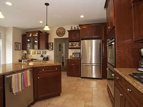 3822 Hedgerow, Saline, MI 48176 photo 12
