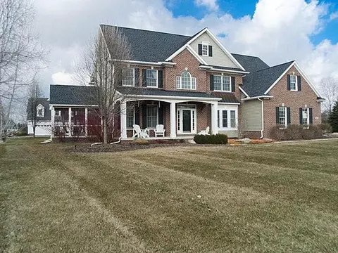 3822 Hedgerow, Saline, MI 48176 photo 1