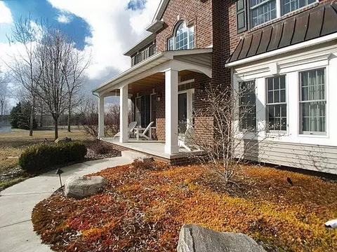 3822 Hedgerow, Saline, MI 48176 photo 5