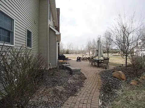 3822 Hedgerow, Saline, MI 48176 photo 4