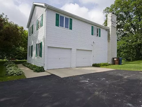 9720 Moon Rd, Saline, MI 48176 photo 4
