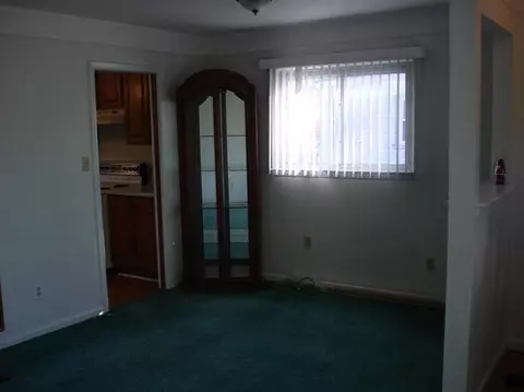 4420 Adams Cir, Wayne, MI 48184 photo 4