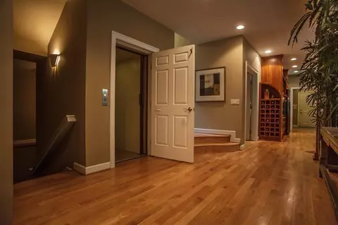2940 Devonshire Rd, Ann Arbor, MI 48104 photo 23