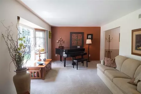 465 Willis, Saline, MI 48176 photo 4