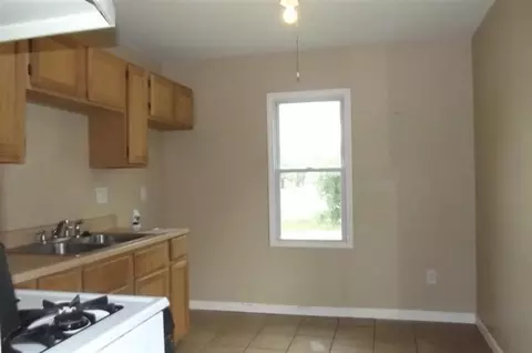 4415 S Hubbard, Wayne, MI 48184 photo 4