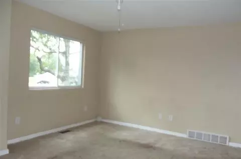 4415 S Hubbard, Wayne, MI 48184 photo 3