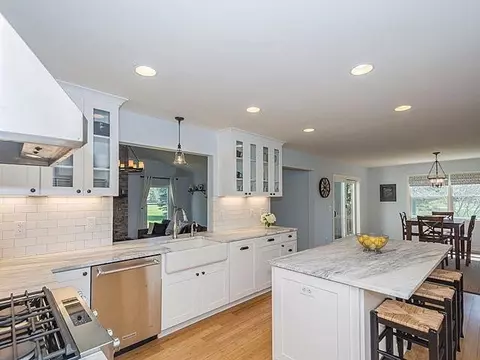 5771 Bellwether Dr, Saline, MI 48176 photo 4