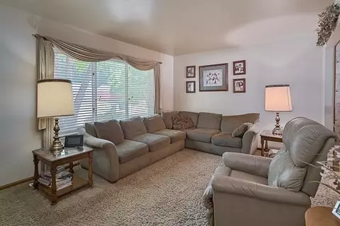 37456 Walnut St, Romulus, MI 48174 photo 3