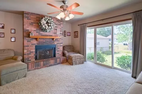 37456 Walnut St, Romulus, MI 48174 photo 5