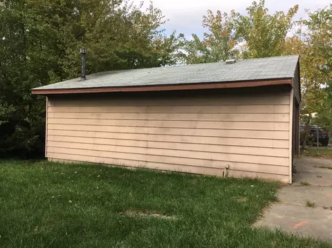 15200 Meadow, Romulus, MI 48174 photo 2