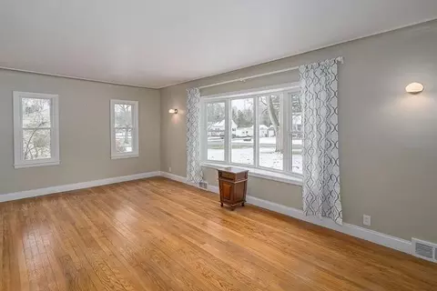 845 Springcrest Blvd, Jackson, MI 49203 photo 4
