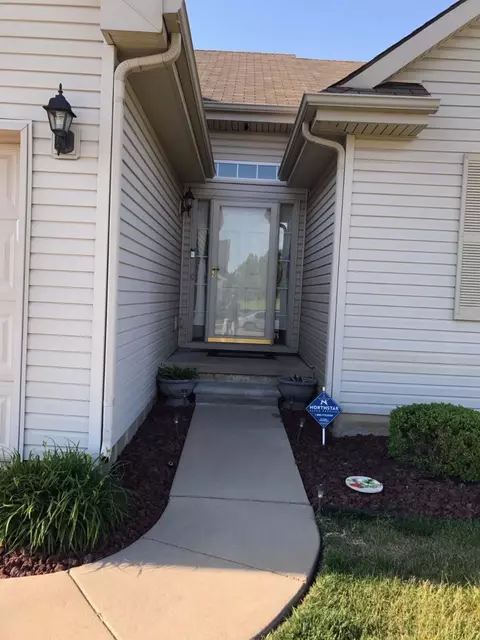 31834 Augusta Dr, Romulus, MI 48174 photo 3