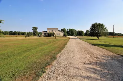 10111 Grams Rd, Maybee, MI 48159 photo 4