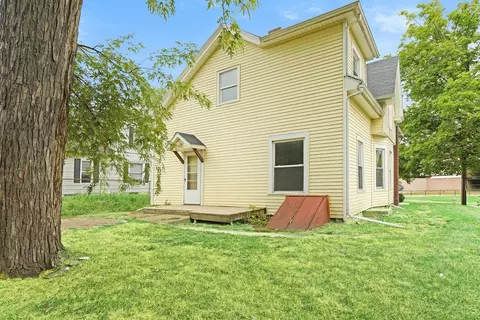 405 W Trail St, Jackson, MI 49202 photo 2