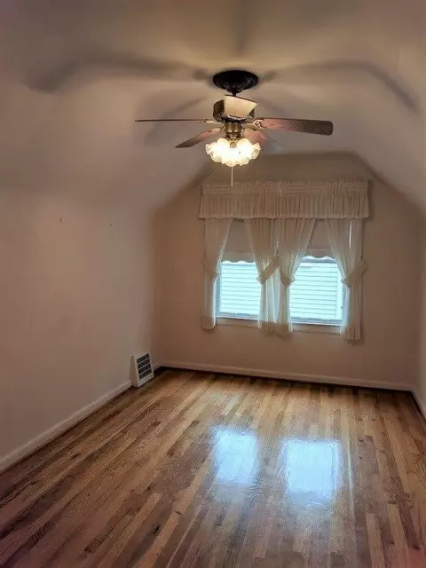 2961 Queen, Dearborn, MI 48124 photo 17