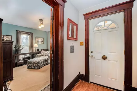 710 E Clinton St, Howell, MI 48843 photo 3
