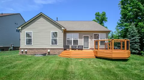 33201 Saddleback Dr, Romulus, MI 48174 photo 4
