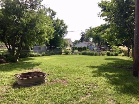 118 Clarence St, Belleville, MI 48111 photo 28