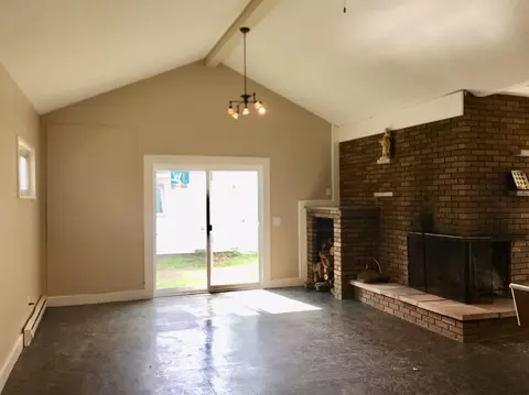 118 Clarence St, Belleville, MI 48111 photo 23