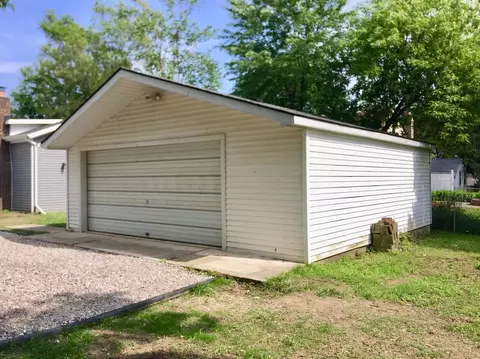 118 Clarence St, Belleville, MI 48111 photo 27
