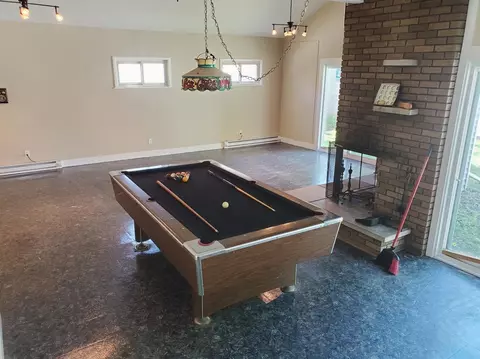 118 Clarence St, Belleville, MI 48111 photo 26