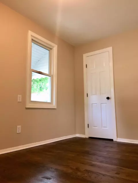 118 Clarence St, Belleville, MI 48111 photo 13