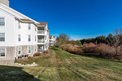 1237 Joyce Ln, Ann Arbor, MI 48103 photo 2