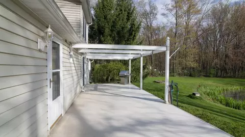 5227 Joslin Dr, Gregory, MI 48137 photo 41
