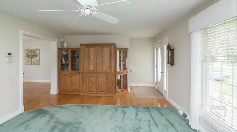 5227 Joslin Dr, Gregory, MI 48137 photo 8
