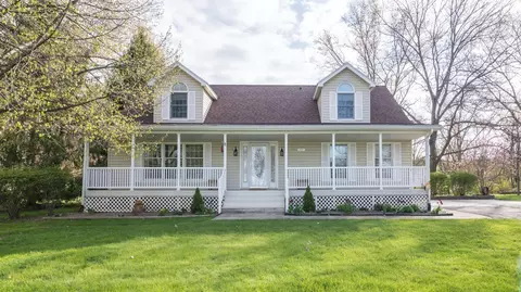 5227 Joslin Dr, Gregory, MI 48137 photo 1