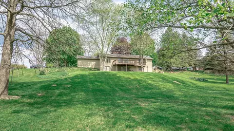 2395 Weber Dr, Dexter, MI 48130 photo 4
