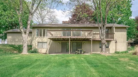 2395 Weber Dr, Dexter, MI 48130 photo 2