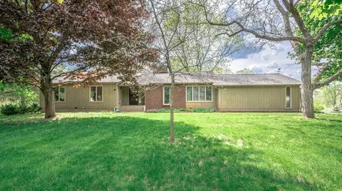 2395 Weber Dr, Dexter, MI 48130 photo 1