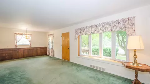 214 Wheeler Ct, Saline, MI 48176 photo 16