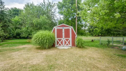 214 Wheeler Ct, Saline, MI 48176 photo 10