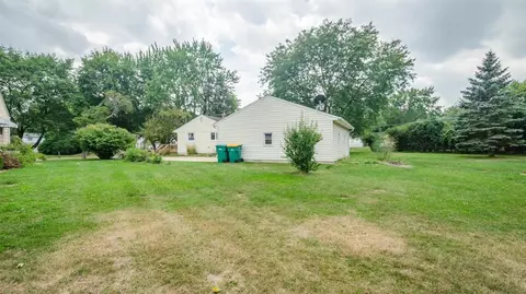 214 Wheeler Ct, Saline, MI 48176 photo 9