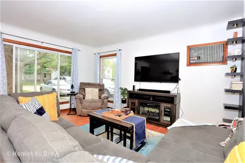 328 N Main St, Britton, MI 49229 photo 5
