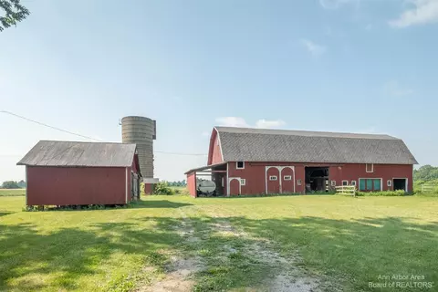 4689 Hack Rd, Britton, MI 49229 photo 3