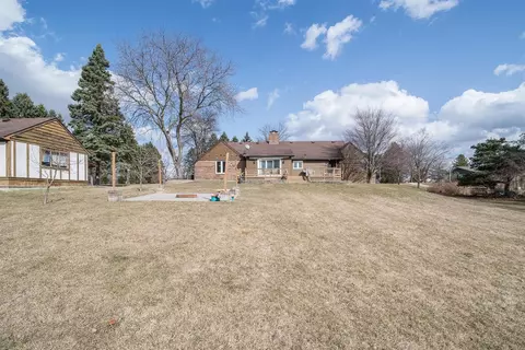6584 Warner Rd, Saline, MI 48176 photo 4