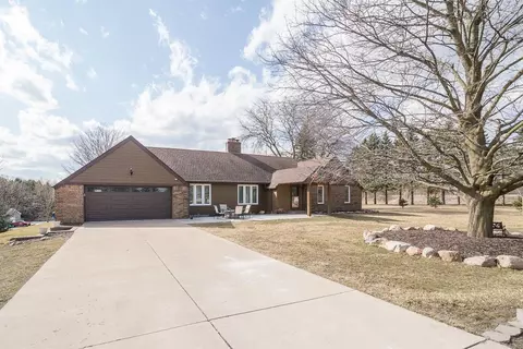 6584 Warner Rd, Saline, MI 48176 photo 1